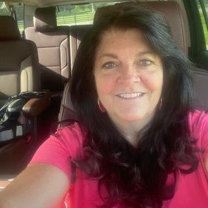 Meet your Posher, Cindy